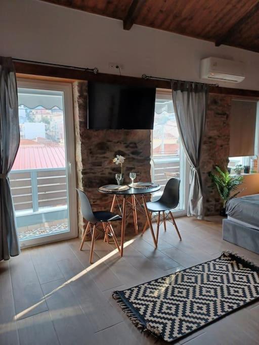 Luxury Apartment With Balcony Mytilíni Exteriér fotografie
